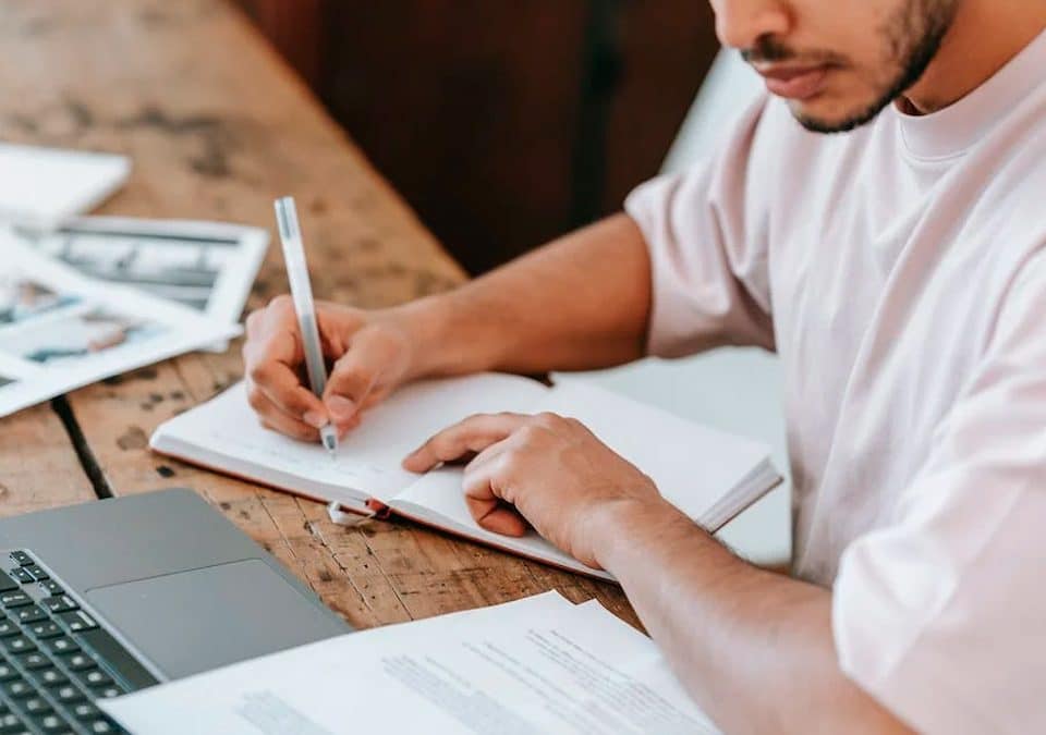 Como utilizar o marketing de conteúdo para atrair e fidelizar clientes